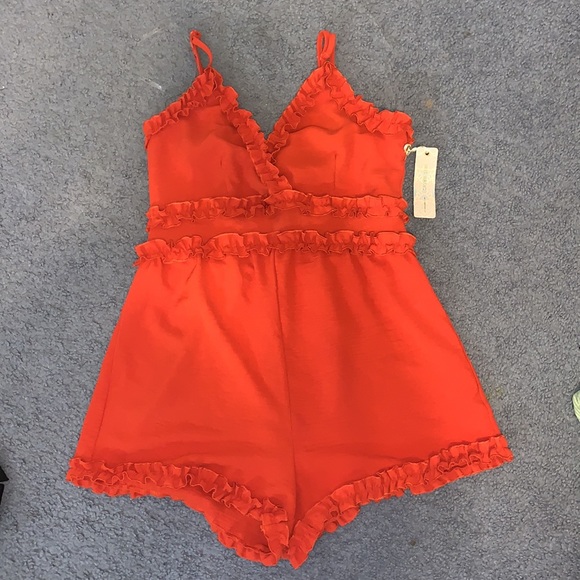 Red/orange romper - Picture 3 of 3